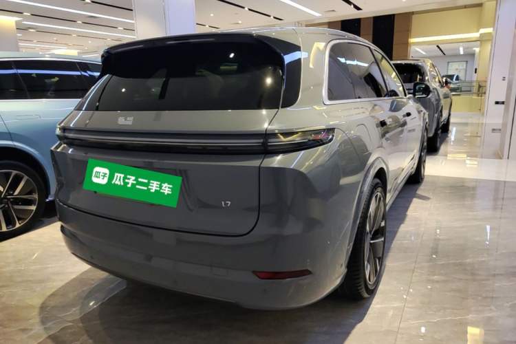 Used Li Auto L7 2025 Ultra Smart Refreshed Edition Rear Right 45 Deg