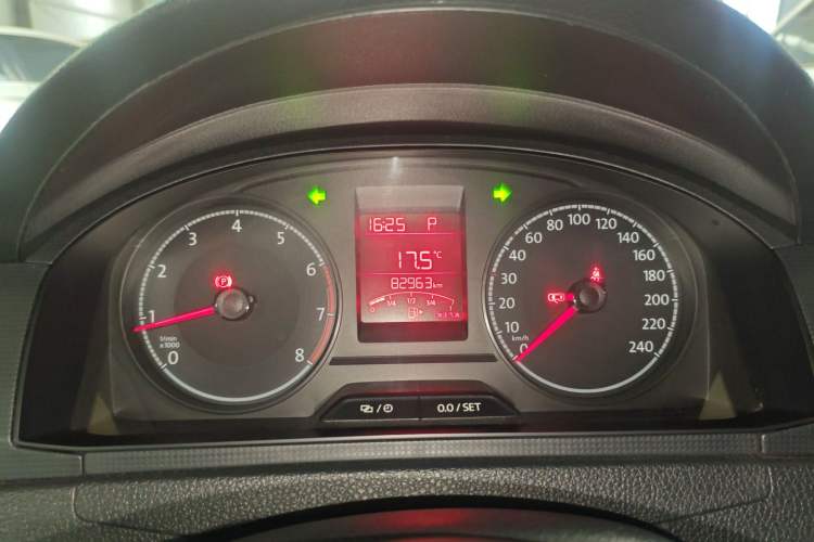 Used Volkswagen Santana 2018 1.5L Automatic Fashion Edition Instrument Cluster