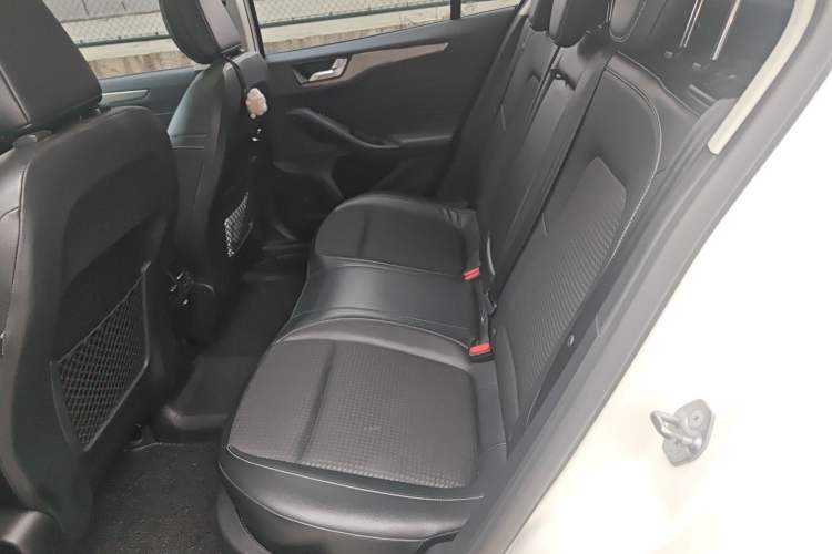 Used Ford Focus 2019 Hatchback EcoBoost 180 Automatic Trendy Model