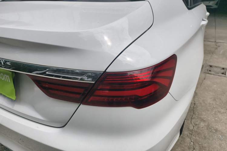 Used Geely Auto Binray 2018 14T CVT Colorful Edition
