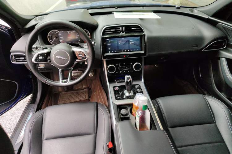 Used Jaguar XEL 2020 2.0T 200 PS R-DYNAMIC S Advanced Sport Edition
