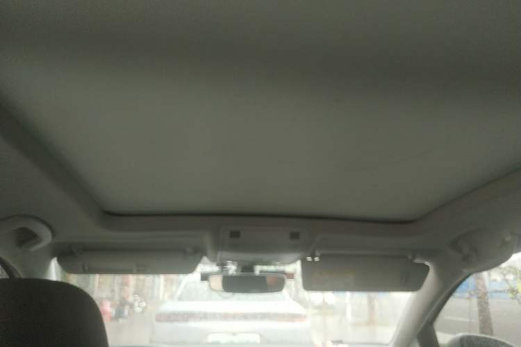 Used Volkswagen Golf 2019 1.8TSI Travel Edition Headliner