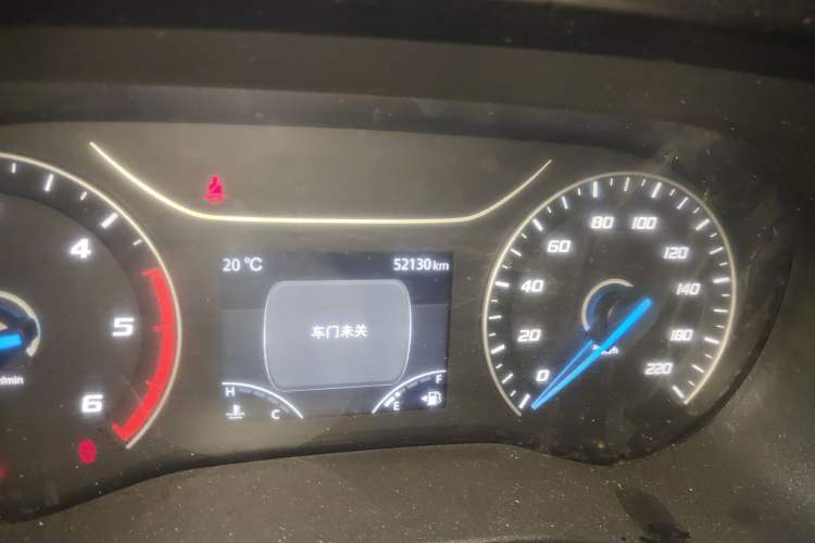 Used JMC Fushun 2023 2.0T Manual Mid-Drive Mid-Roof Commercial Multi-Purpose 7-Seater Passenger Vehicle