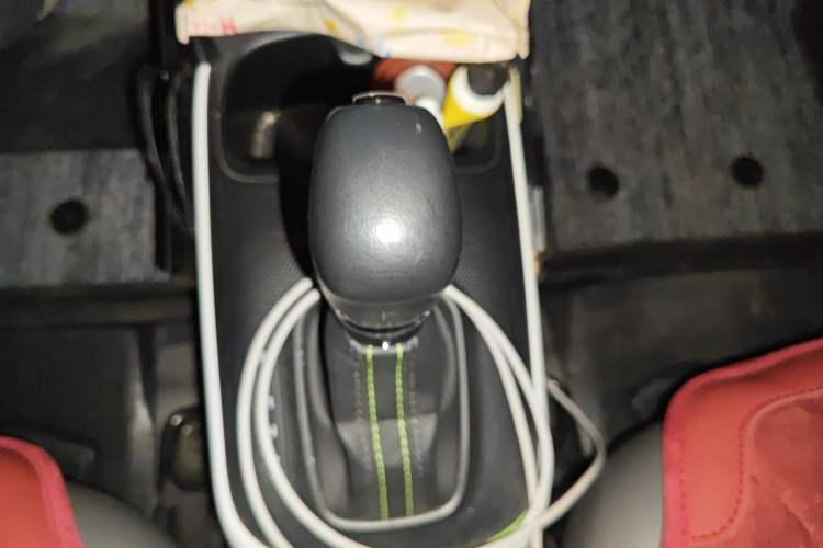 Used Roewe Clever 2021 302km Excellence Edition Gear Lever
