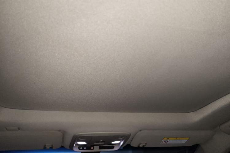 Used Cadillac XTS 2015 28T Comfort Model