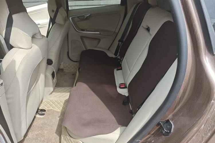 Used Volvo XC60 2010 T6 AWD Comfort Edition