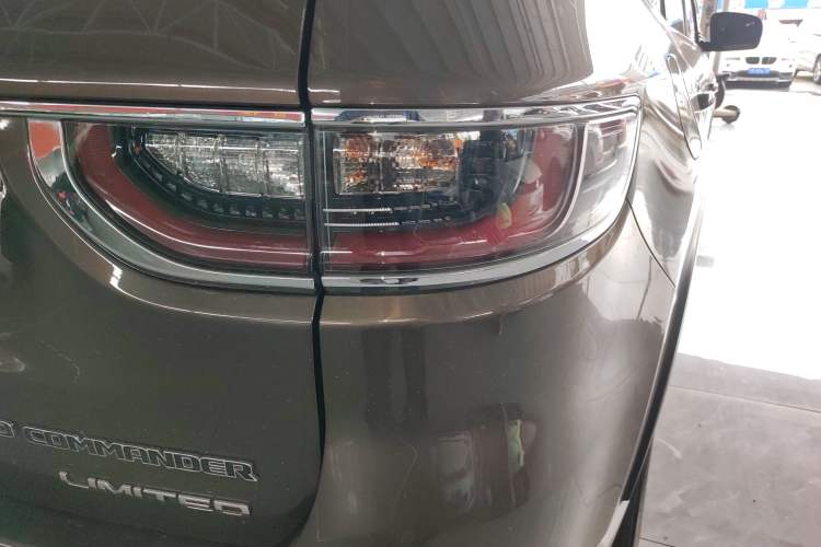 Used Jeep Grand Commander 2018 2.0T Four-Wheel Drive Enjoyment Version China V
