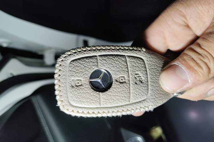 Used Mercedes-Benz GLB 2022 Updated GLB 200 Fashion Edition Vehicle Key