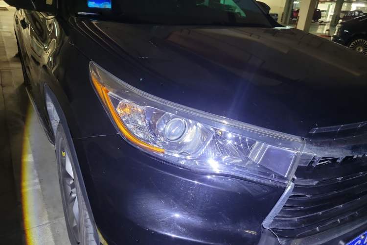 Used Toyota Highlander 2015 2.0T Four-Wheel Drive Luxury Edition 7-Seater
