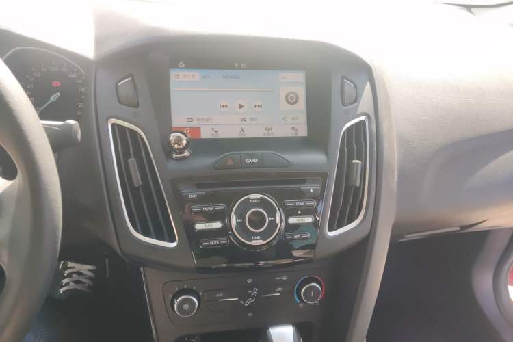 Used Ford Focus 2018 Sedan Classic 1.6L Automatic Trendy SmartDrive Edition