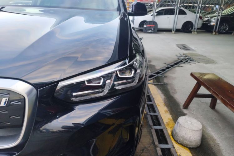 Used BMW iX3 2022 Updated Leading Version
