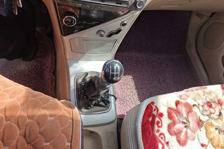 Used Great Wall C30 2013 1.5L Manual Luxury Model Gear Lever