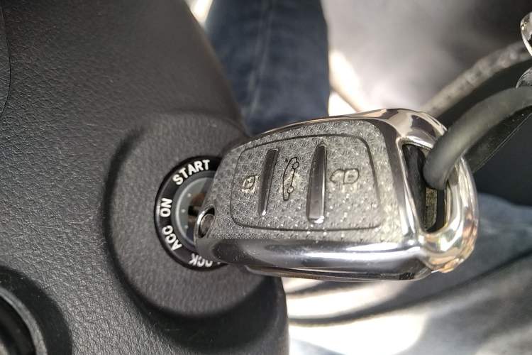 Used JAC Refine M3 2022 PLUS IKEA Edition 1.8L Comfort Version
