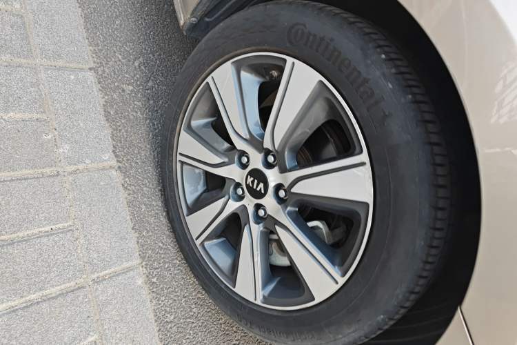 Used Kia K3 (Kai Shen) 2017 1.6T Automatic GLS Right Front Wheel Hub