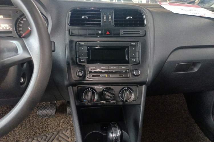 Used Volkswagen Polo 2016 1.4L Automatic Trendy Model
