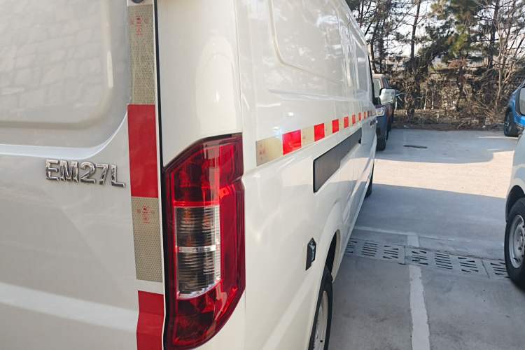 Used Dongfeng Yufeng EM27 2024 EM27L Eves Power 41.86 kWh
