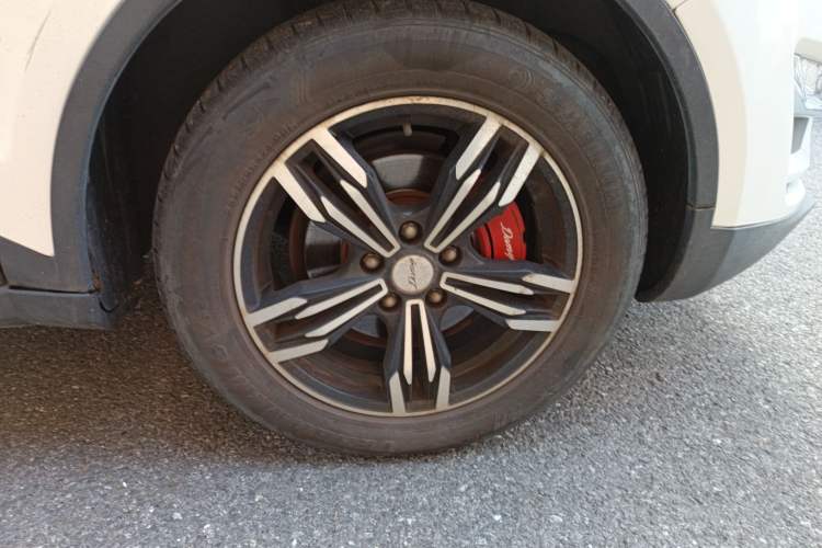 Used Zotye Domy X5 2017 Classic Edition 1.5T Manual Luxury Model