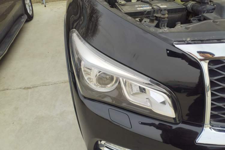 Used Infiniti QX80 2016 5.6L 4WD Right Front Headlight