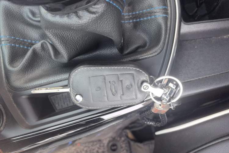 Used Peugeot 308 2018 1.6L Manual Fashion Edition