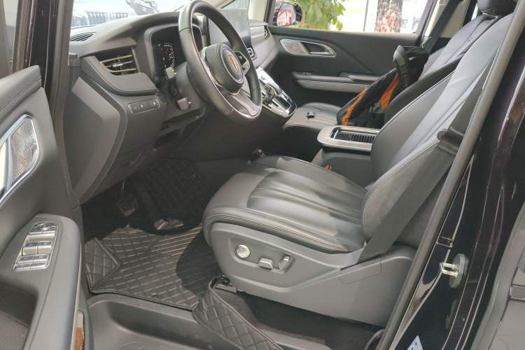 Used Hongqi HQ9 PHEV 2024 2.0T Four-Wheel Drive Business Edition Left Front Seat