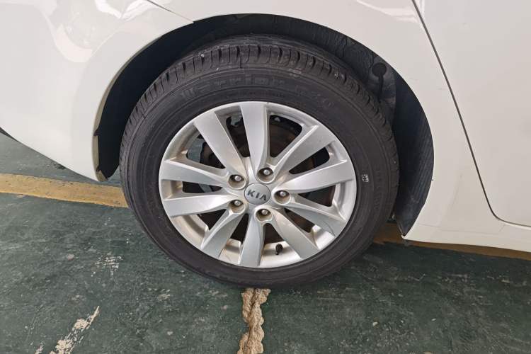 Used Kia K3 2015 1.6L Automatic GL
