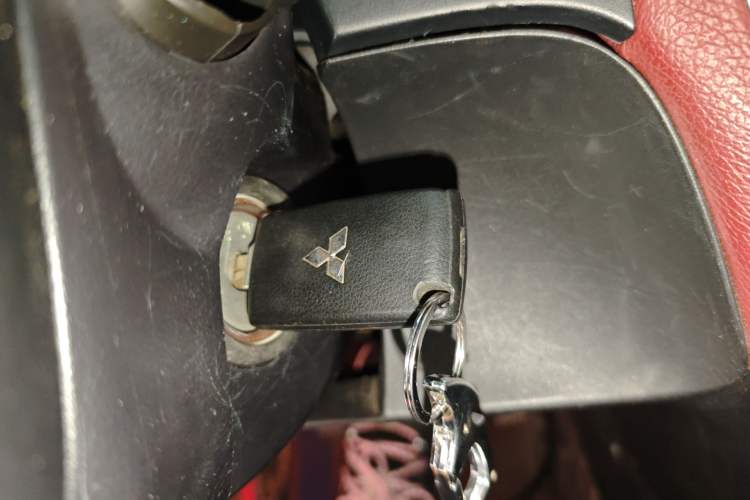 Used Mitsubishi Pajero (Import) 2019 3.0L Automatic Standard Edition
