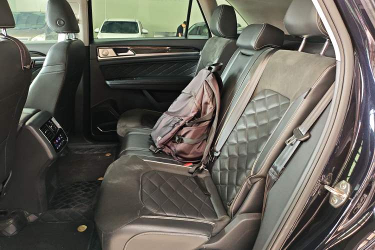 Used Volkswagen Teramont X 2019 380TSI Four-Wheel Drive Prestige Luxury Edition Left Rear Seat