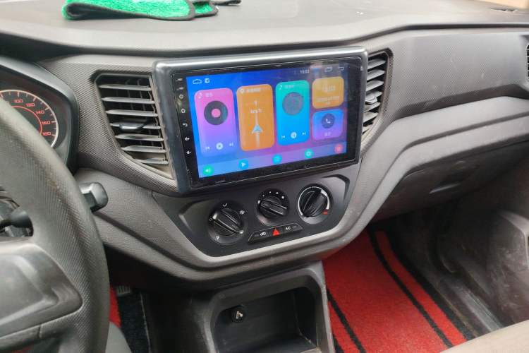 Used Wuling Hongguang V 2022 1.5L Jingqu Version Hydraulic Power Steering LAR