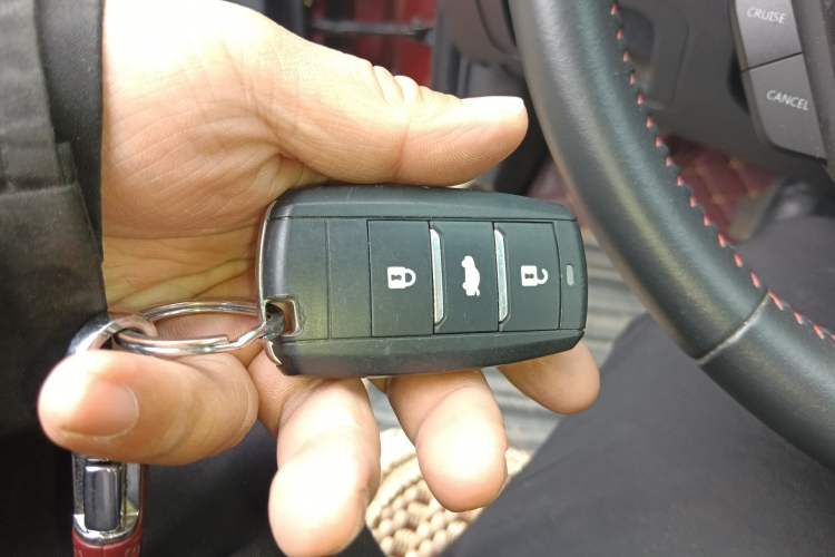 Used CHANGAN CS75 2016 1.8T Automatic Elite Model China V Standard
