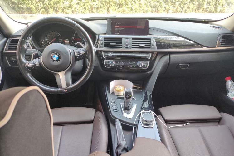 Used BMW 3 Series 2018 320Li Leading Model M Sport Package
