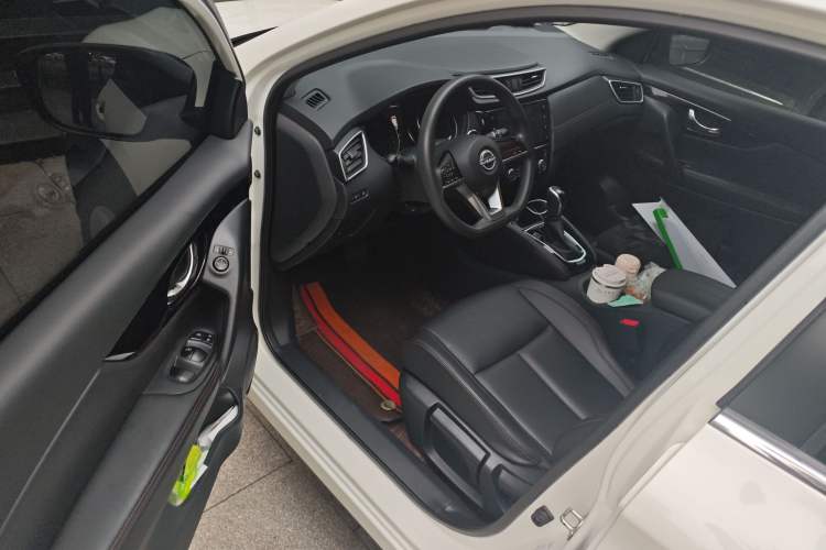 Used Nissan Qashqai 2023 Classic 2.0L CVT XV Comfort Edition Driver Seat