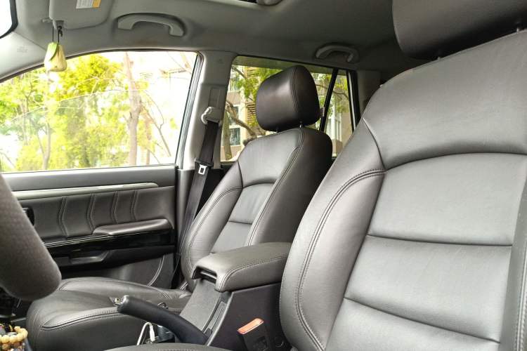 Used Haval H5 Classic 2018 Classic Edition 2.0T Manual 4x4 Prestige Model Left Front Seat