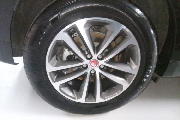 Used Jaguar F-PACE 2021 250 PS
