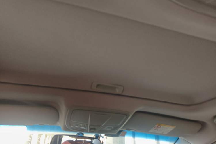 Used Geely Auto Emgrand 2016 Sedan 1.5L CVT Upward Version
