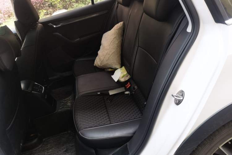 Used Skoda Octavia 2018 Station Wagon TSI230 DSG Luxury Edition Left Rear Seat