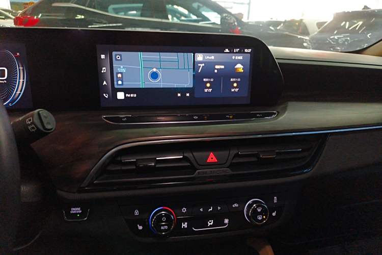 Used Buick GL6 2021 323T Mild Hybrid Connect Luxury Model
