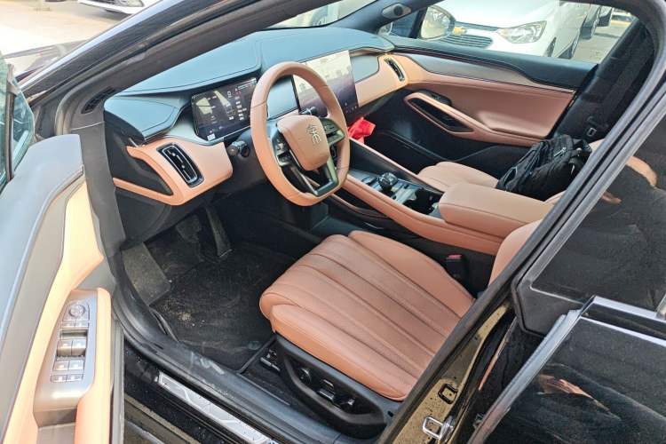 Used BYD Song L EV 2025 Intelligent Driving Version 662 km LiDAR Excellence Edition Driver Seat