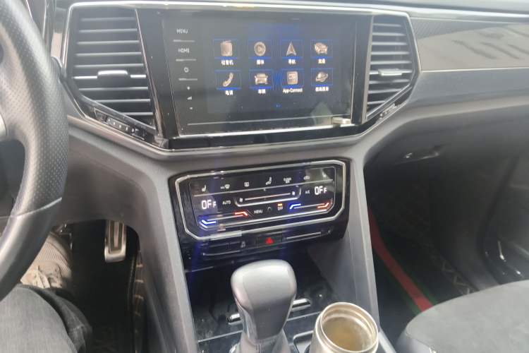 Used Volkswagen Teramont X 2019 380TSI Four-Wheel Drive Prestige Luxury Edition Audio And AC Panel