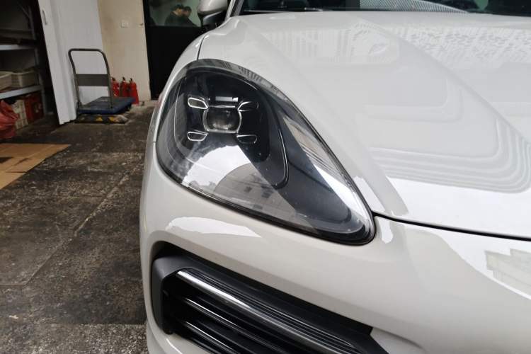 Used Porsche Cayenne E-Hybrid 2021 Cayenne E-Hybrid 2.0T