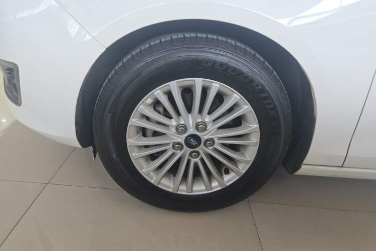 Used Ford Escort 2017 1.5L Manual Comfort Model
