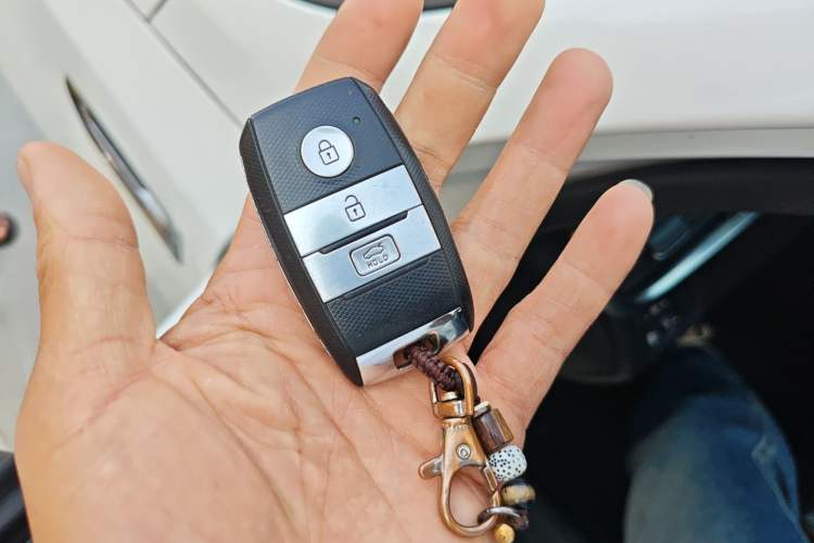 Used Kia K5 2016 2.0L Automatic LUX