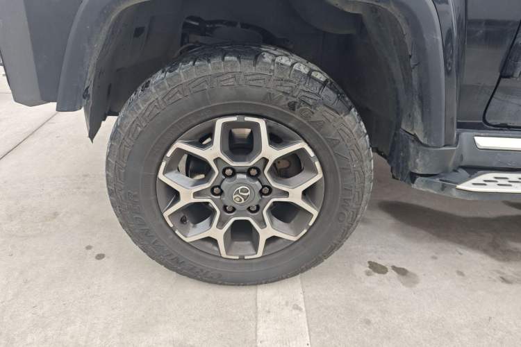 Used BAIC Off-Road BJ40 2018 PLUS 2.3T Automatic Four-Wheel Drive Flagship Version China V Emission Standard