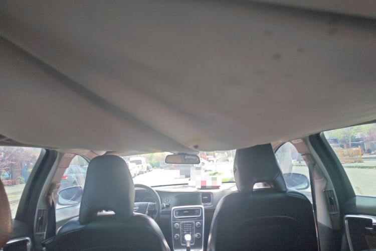 Used Volvo V60 2013 T5 Zhiya Edition