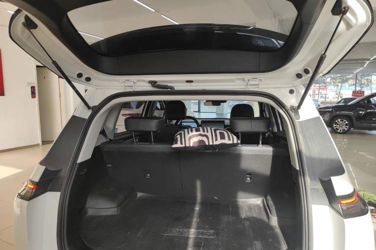 Used AION Y 2023 Younger Star Edition
