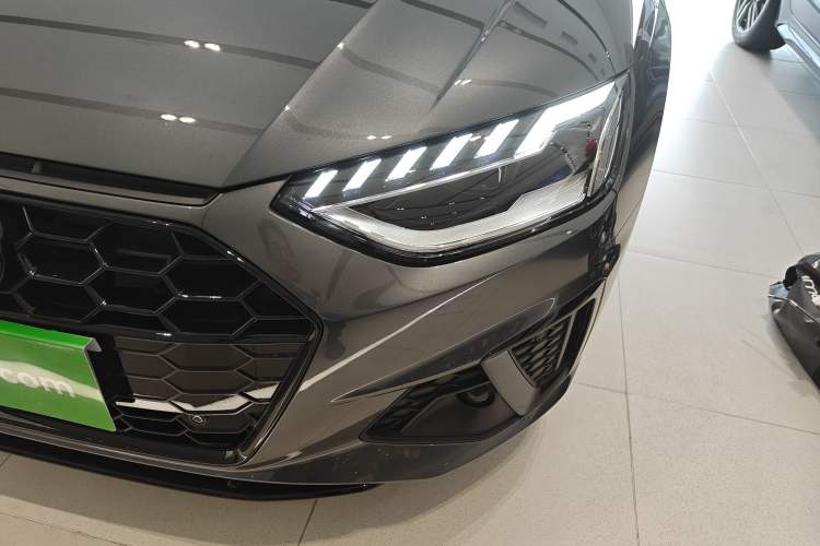 Used Audi A4L 2024 40 TFSI Luxury Dynamic Edition
