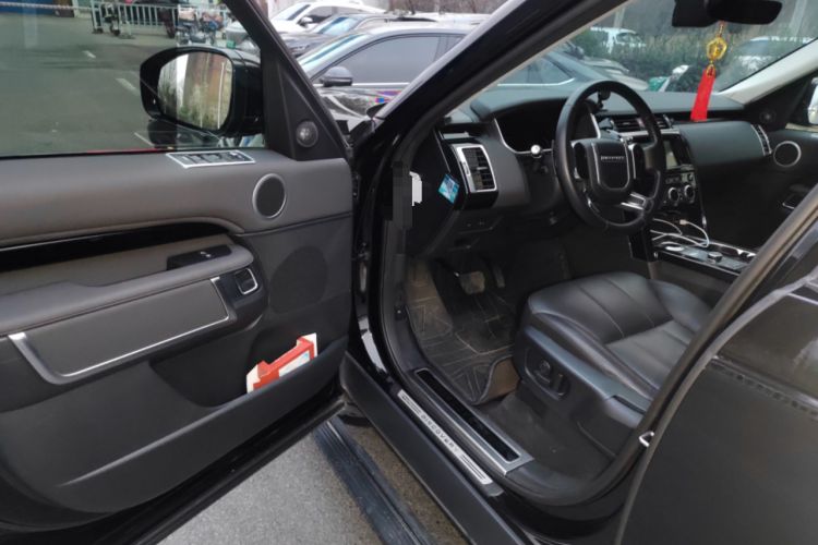 Used Land Rover Discovery 2020 3.0 SC V6 SE
