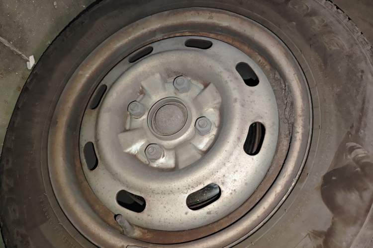 Used BAIC Weiwang 306 2011 1.3L base model 7 seats