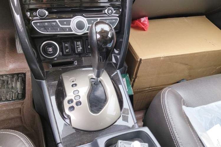 Used Renault Koleos 2013 2.5L 4x4 Comfort Edition