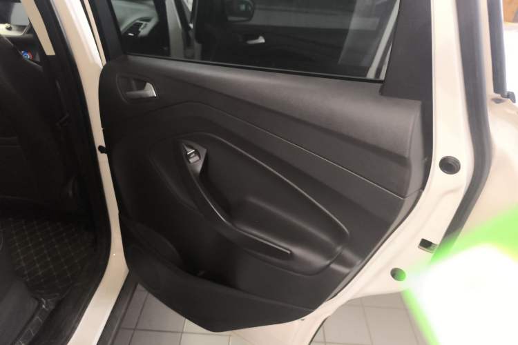 Used Ford Kuga 2019 EcoBoost 180 Two-Wheel-Drive Platinum Edition China VI Standard
