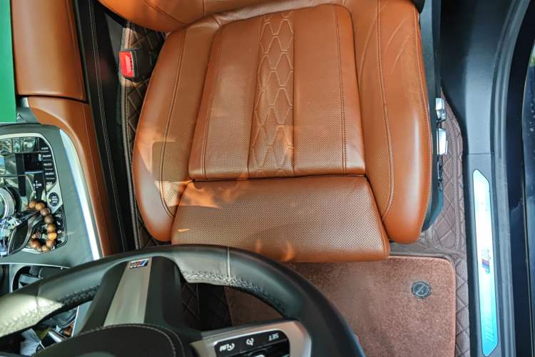 Used BMW X7 2020 xDrive40i Luxury M Sport Package
